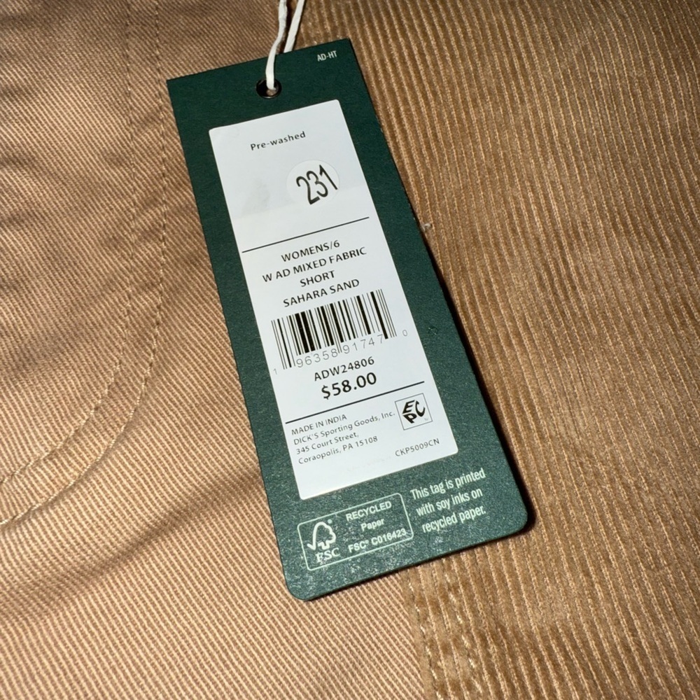 Alpine Design Tan Women's Cargo Shorts NWT Size 6 - Picture 3 of 10